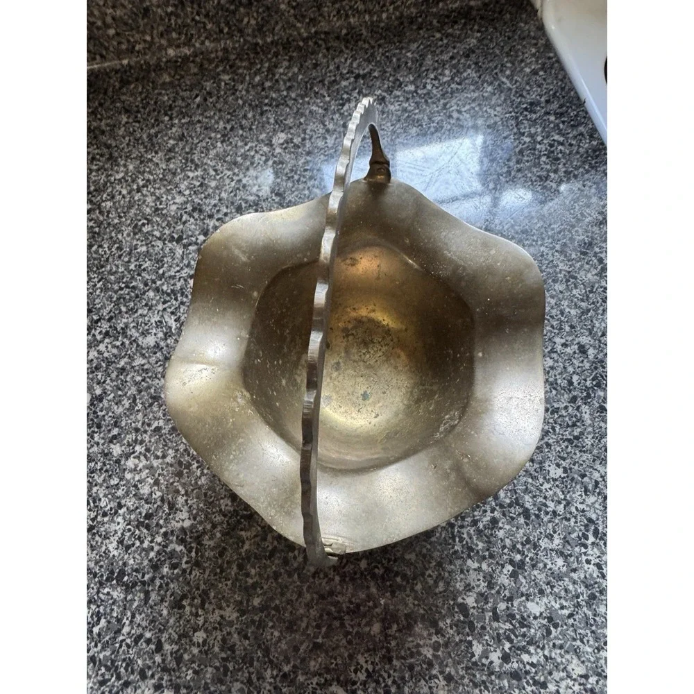 Vintage Brass Basket Ruffled Edge With Handle, Trinket Dish, Ashtray,‎ Decor